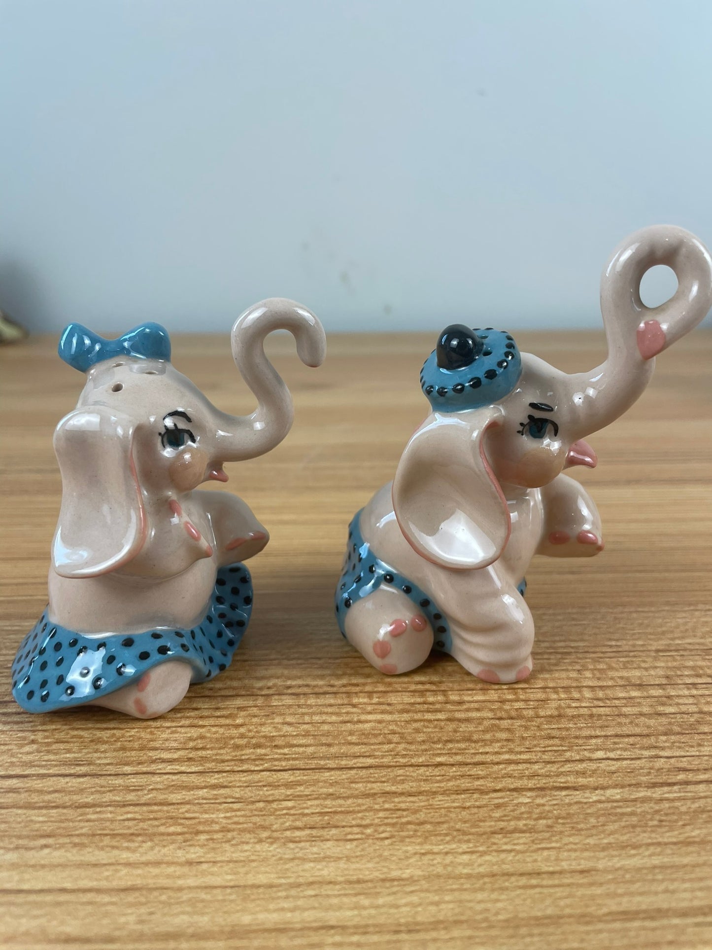 Ceramic Arts Studio 1940s/1950s Circus Elephants Sally Pete Salt Pepper Shakers