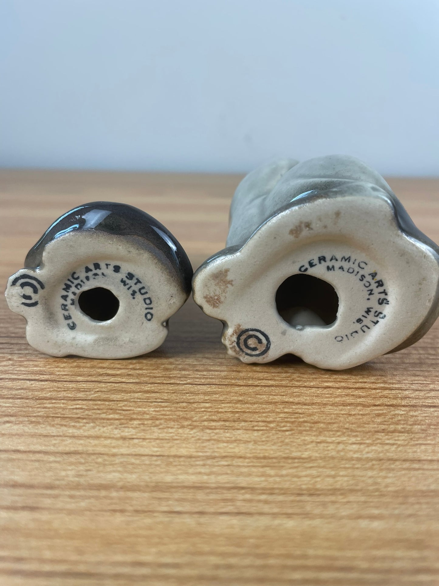 Vtg Ceramic Arts Studio Siamese Cat and Kitten Salt & Pepper Shaker Set 1951 USA