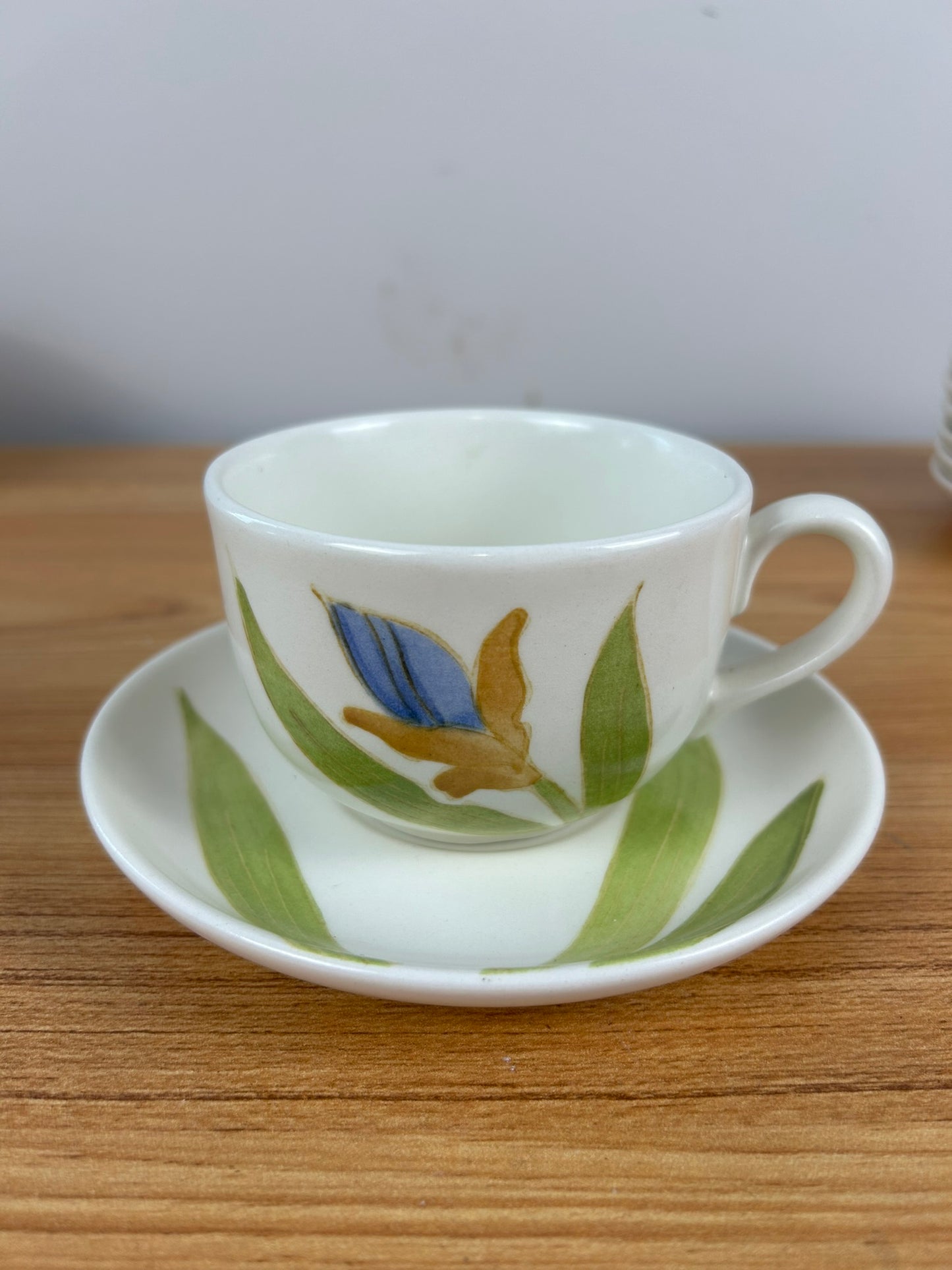 Metlox California Pottery Poppy Trail IRIS Flower Cups & Saucer