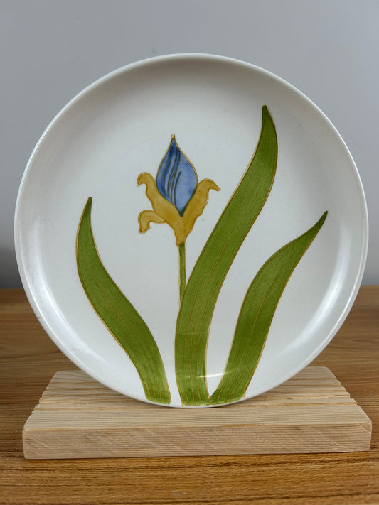 Metlox California Pottery Poppy Trail IRIS Flower 8.25" Salad Plate