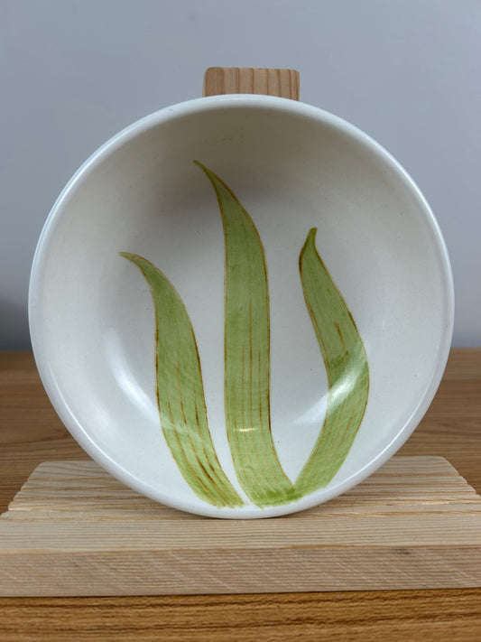 Metlox California Pottery Poppy Trail IRIS Flower 6" Diameter Cereal Bowl