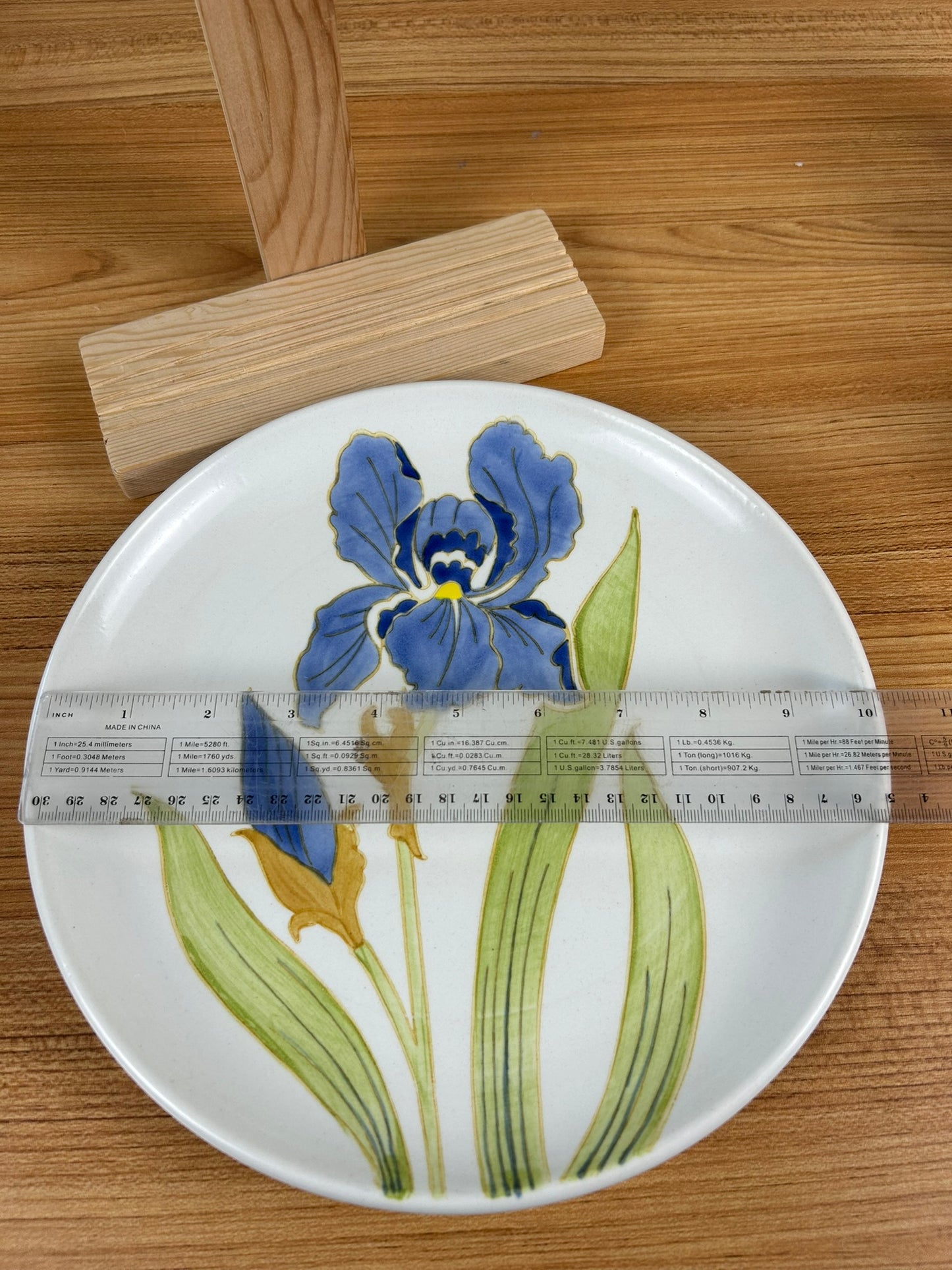 Metlox California Pottery Poppy Trail IRIS Flower 10" Dinner Plate RARE