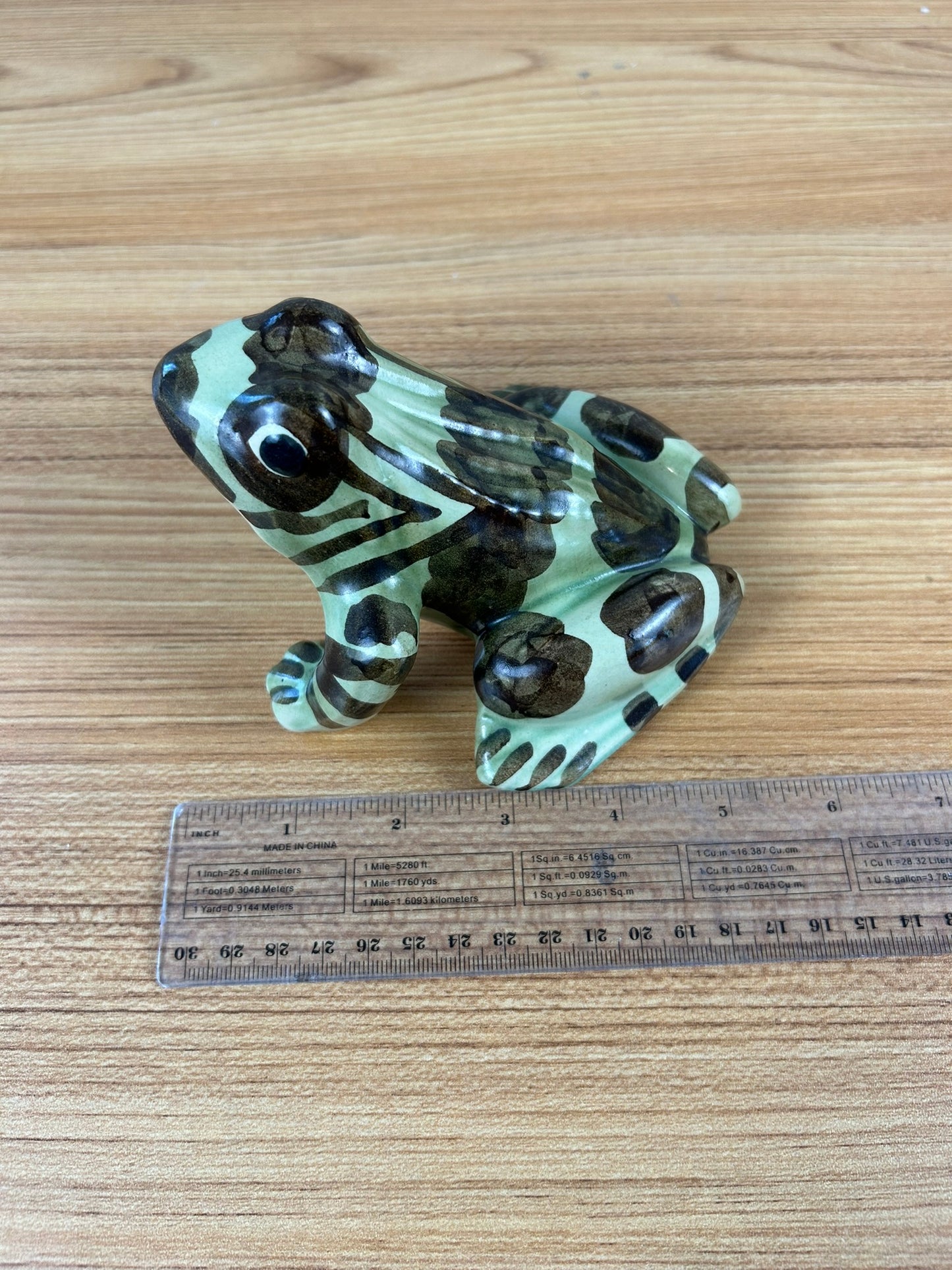 Brush McCoy Vintage Art Pottery Garden Frog Sculpture Statue Matte Approx. 5".