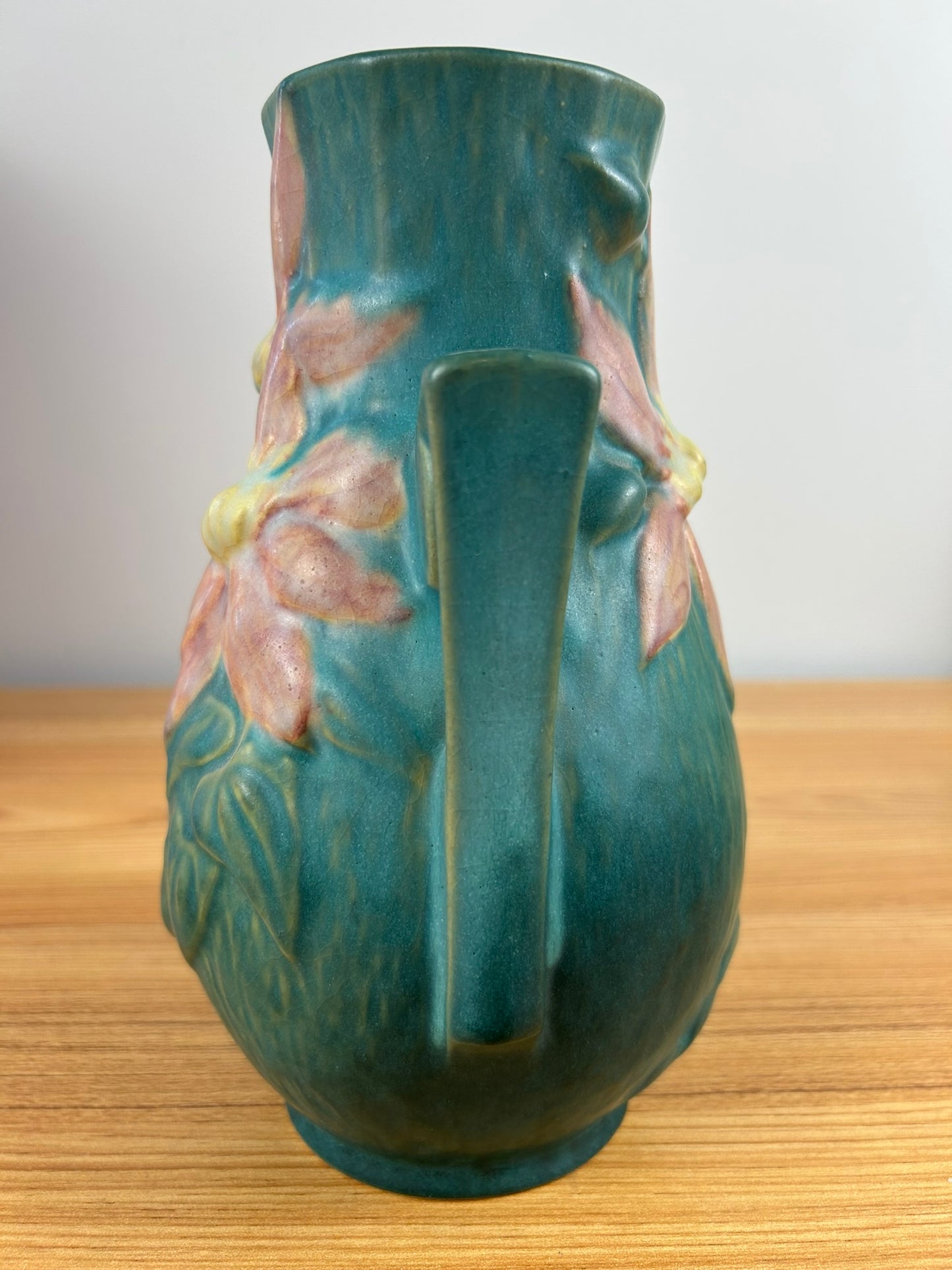 Roseville Art Pottery 1944 Clematis Vase Green Pink Flowers Handles #108-8