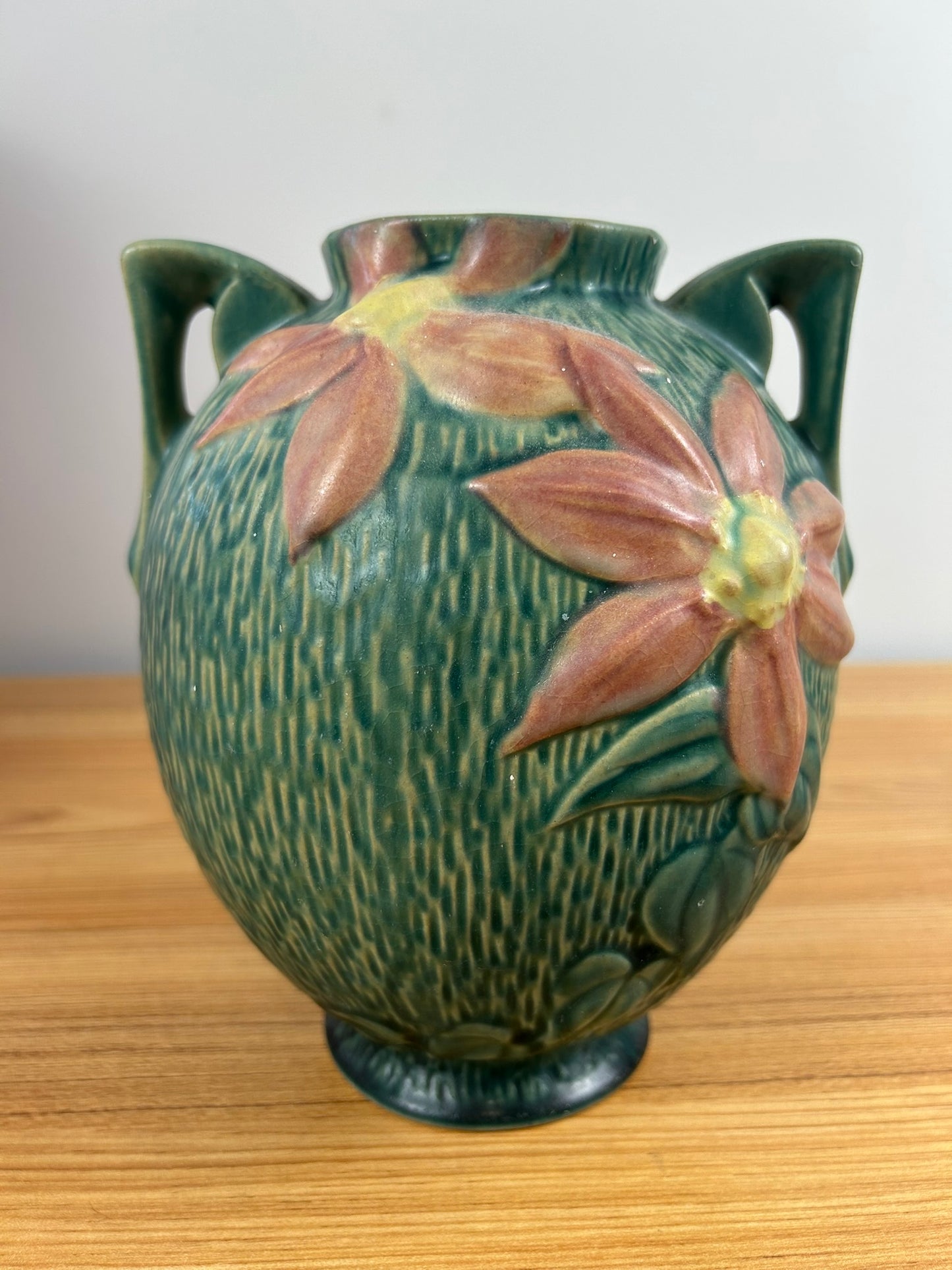 Roseville USA Art Pottery 107-8" Clematis Vase 2 Handled Bulbous Vase