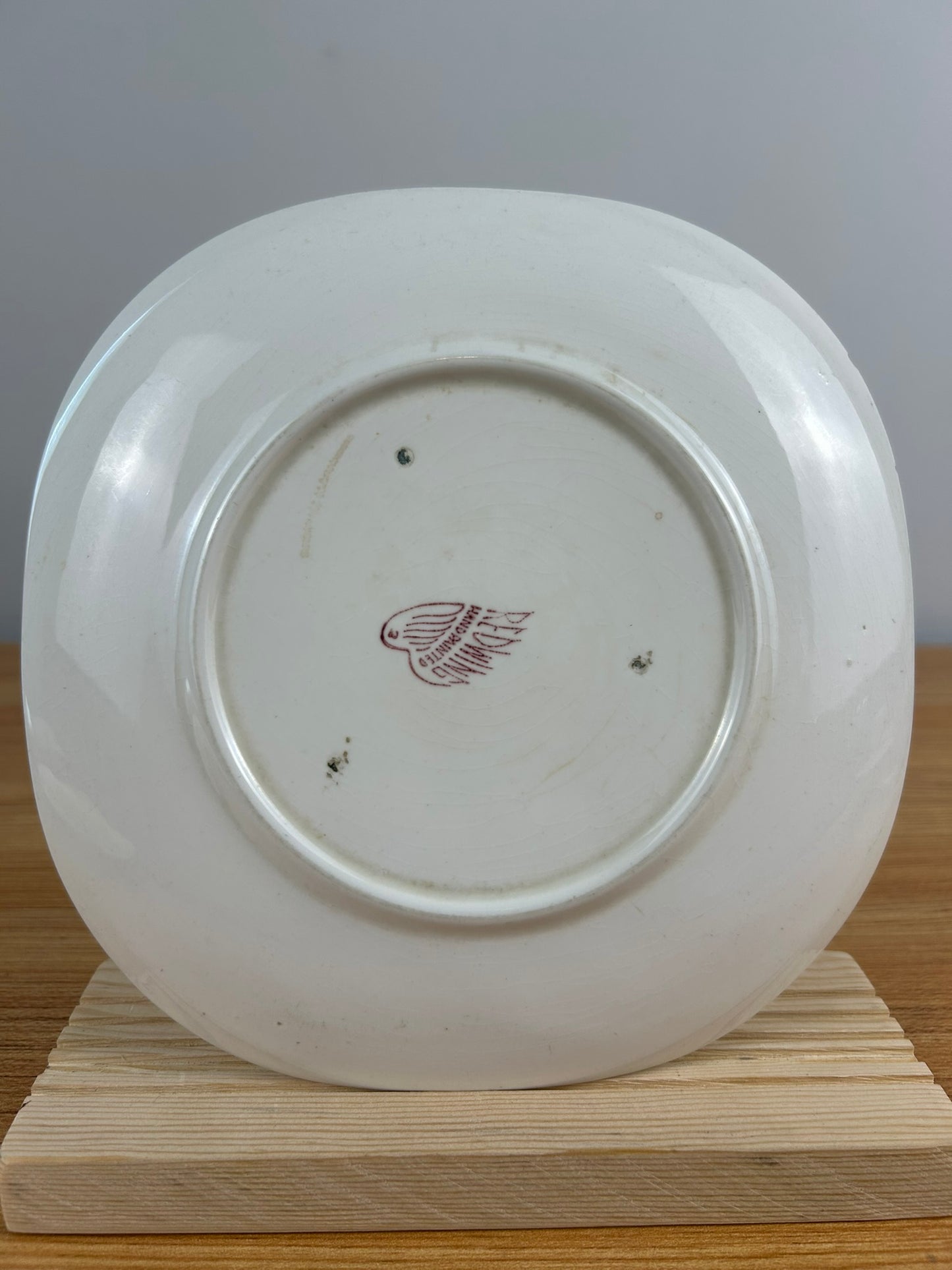 RED WING Art Pottery China 1947 ZINNIA Salad Luncheon Plate 7.5"
