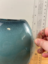 GLIDDEN ART POTTERY MCM VASE #40 STRIKING AQUA SPECKLED GLAZE 9"