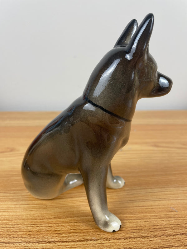 Robert Simmons Vintage Art Pottery German Shepherd Vigilance Dog Figurine