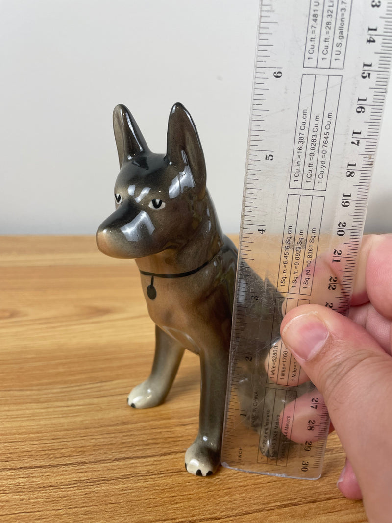 Robert Simmons Vintage Art Pottery German Shepherd Vigilance Dog Figurine