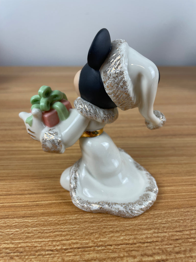 Lenox Disney Christmas With Mickey Disney Showcase Collection Figurine