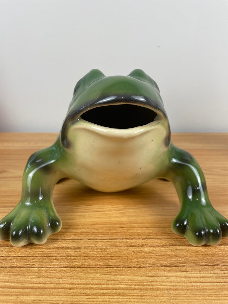 Alpine Art Pottery Roseville OH Large Green Lawn Frog 10" Long 6" Tall