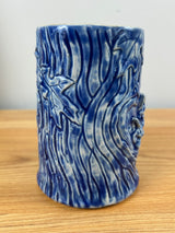 Weller Woodcraft 1920s 3 Fox In Den Mug Form With White Clay And Blue Glaze