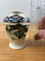 MOORCROFT ART POTTERY JUNEBERRY PATTERN BY ANJI DAVENPORT 22/3 VASE
