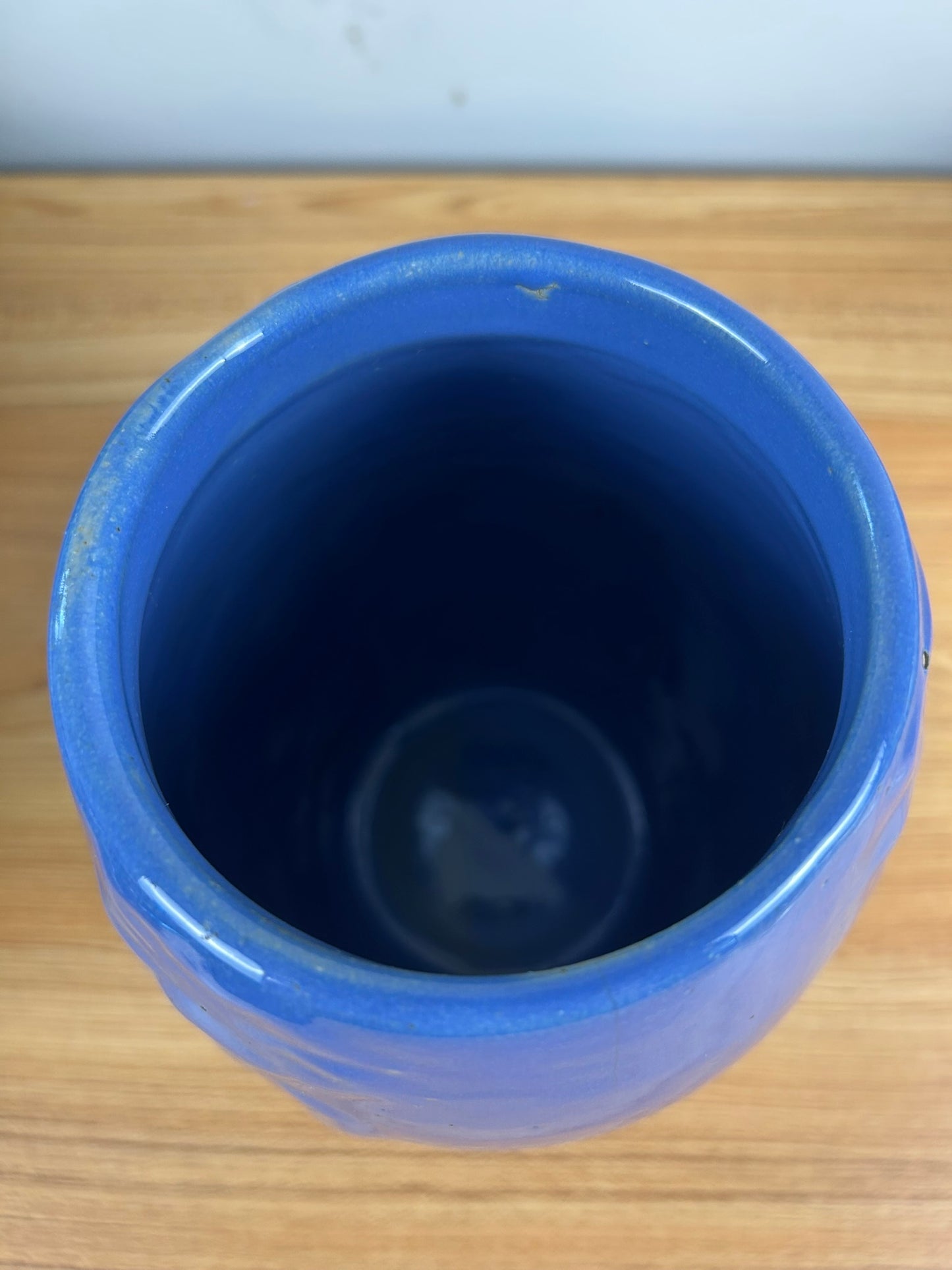 ZANESVILLE STONEWARE 9" BLUE POPPY FLOWER VASE POTTERY BLUE PURPLE 101