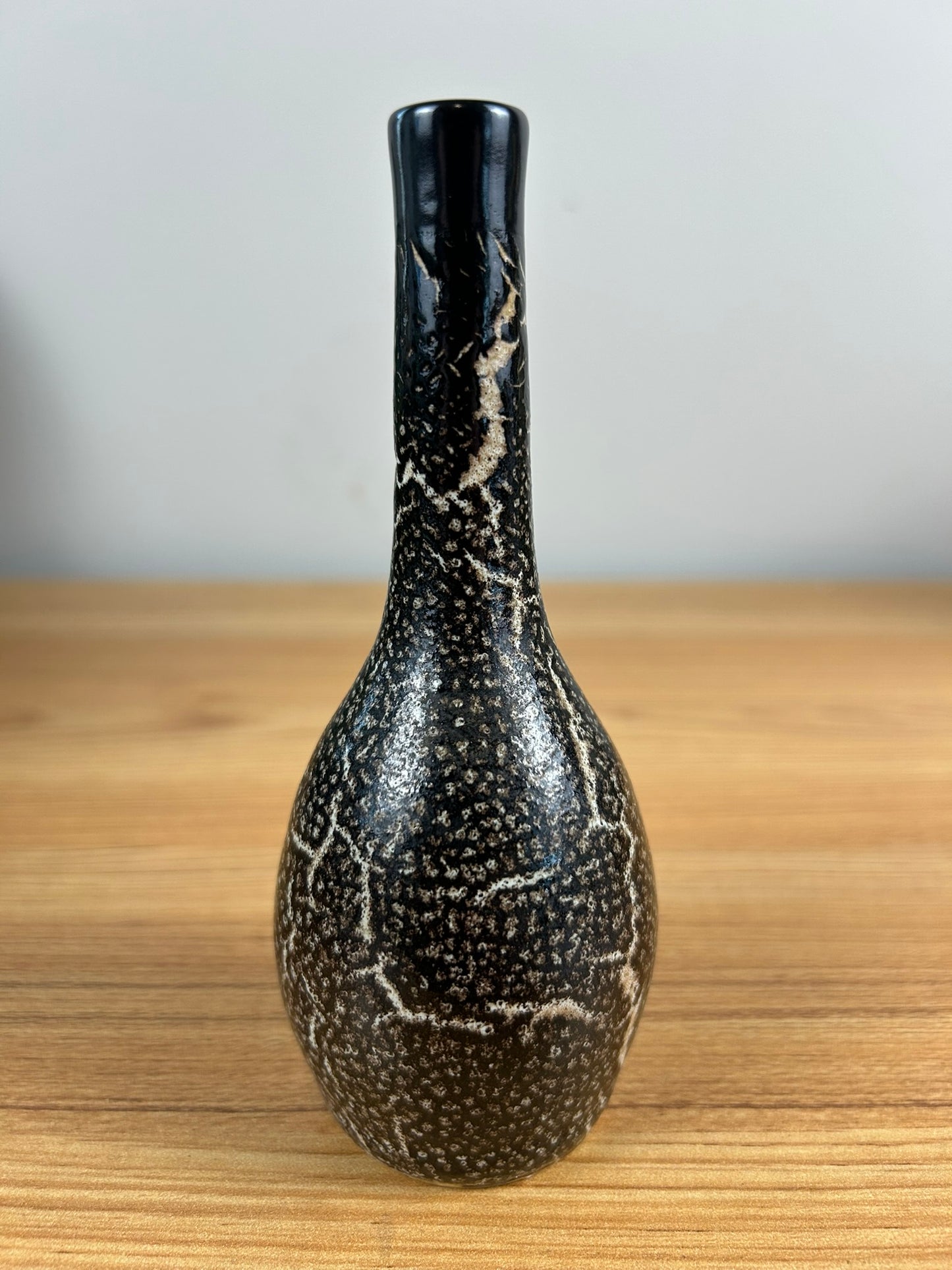 Pigeon Forge Tennessee Mid Century Modern Black Crackle Vase B Smelcer