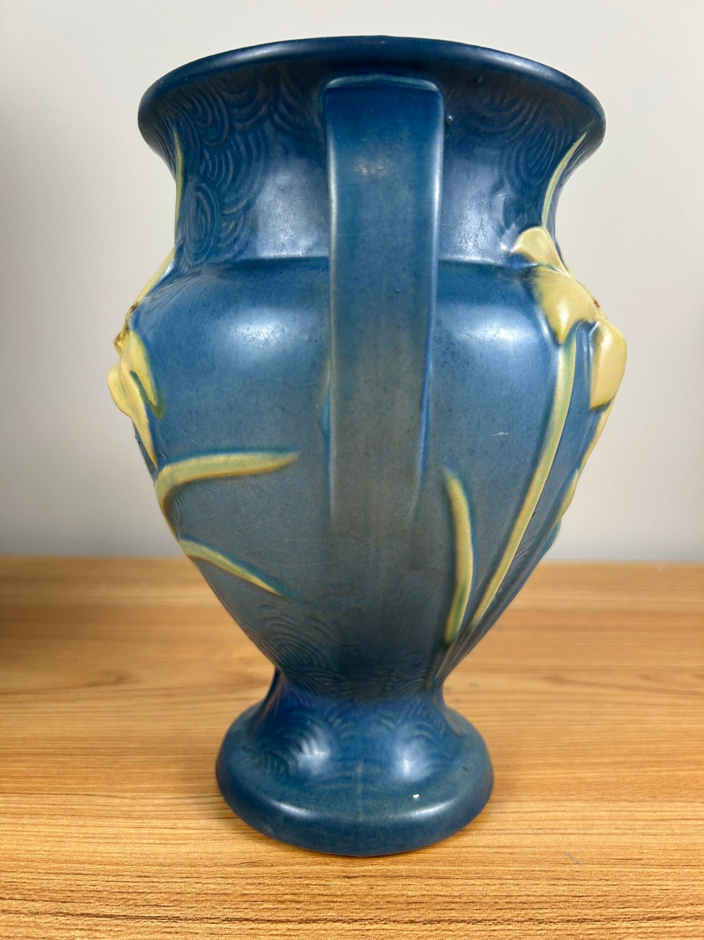 Roseville Pottery Bermuda Blue Zephyr Lily Vase #202-8 Made in U.S.A. Vintage