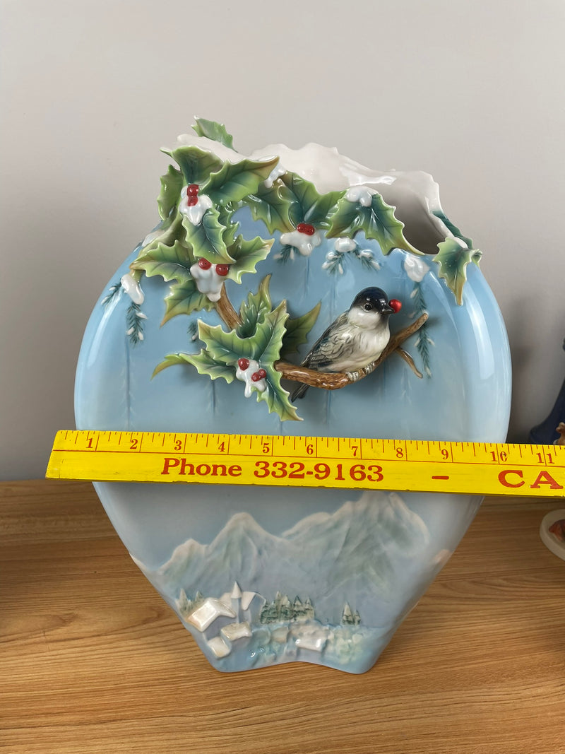 FRANZ PORCELAIN KATY IRELAND HOLIDAYS BEGINNING CHICADEE BIRDS VASE15" ORIG