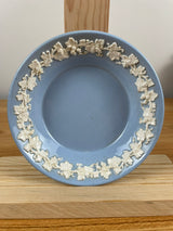 Vintage Wedgwood Dish / Bowl Grapevine Queensware Jasperware