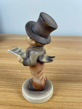 Vintage Goebel Hummel Figurine “Street Singer” #131 Western Germany