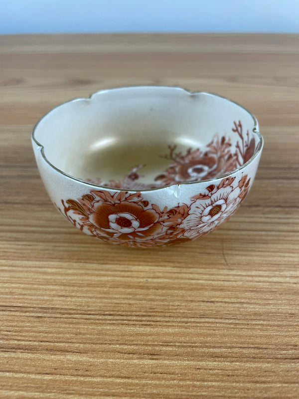 Exquisite Satsuma Bowl - Birds in Garden - Bizan / Shimazu Family Crest