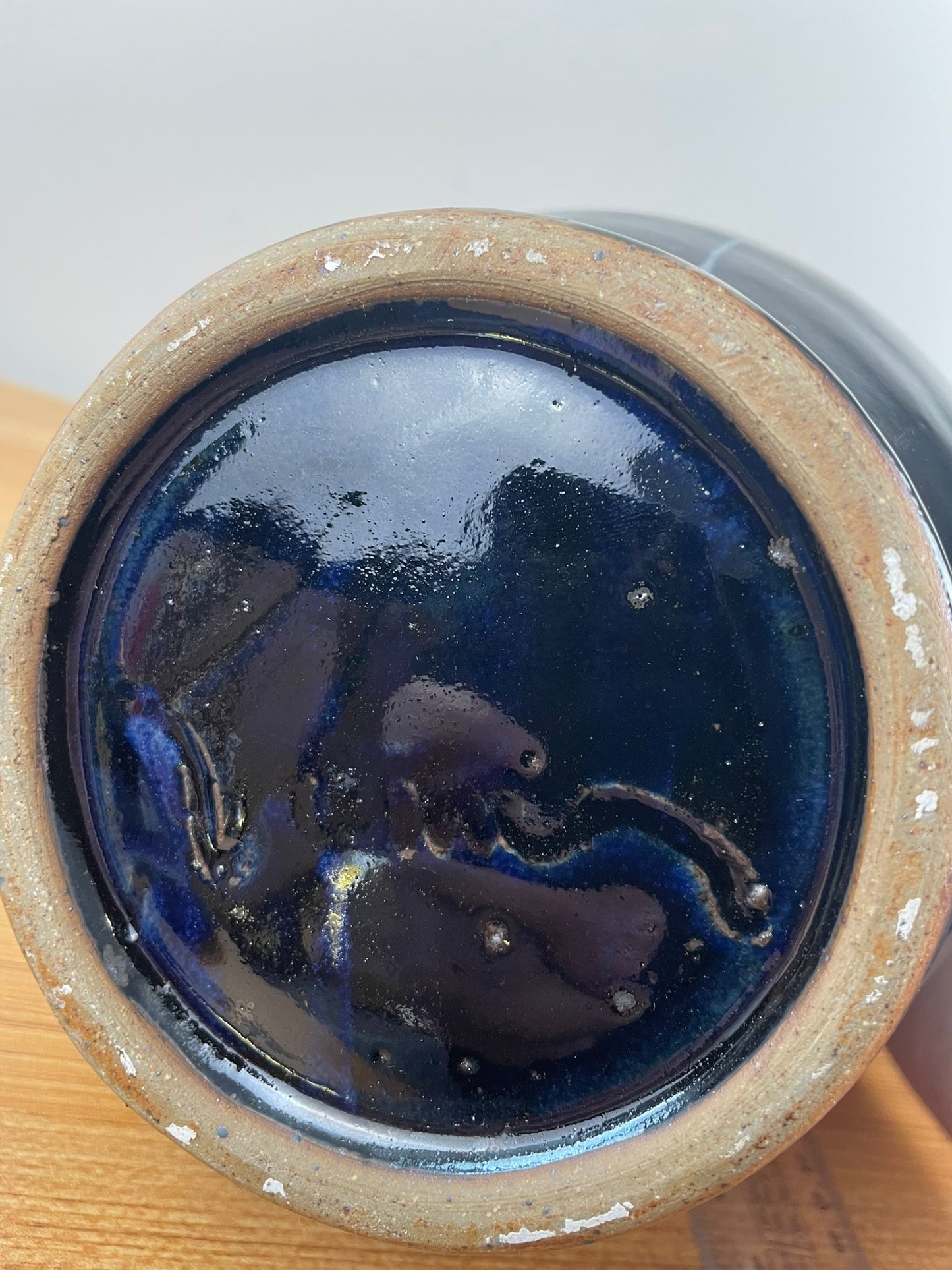 William "Bill" Kremer Studio Pottery Black Handled Vase Notre Dame Professor RARE