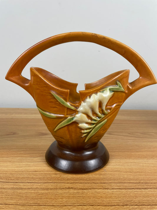 Roseville Pottery Brown Tangerine Freesia #390 7" Basket Vintage Roseville USA
