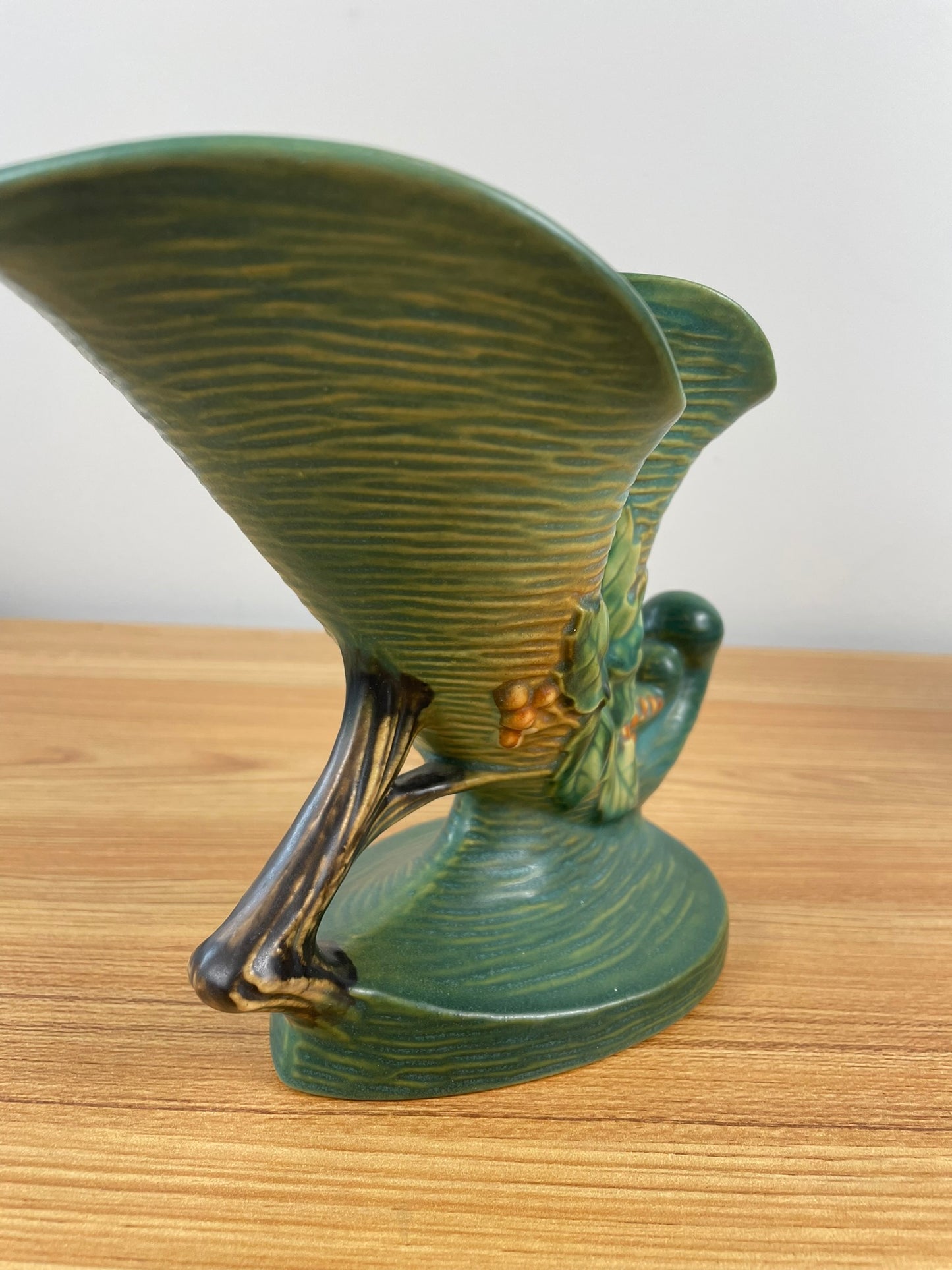 Antique Roseville Pottery Floral Vase 155-8" Double Cornucopia Green Bushberry