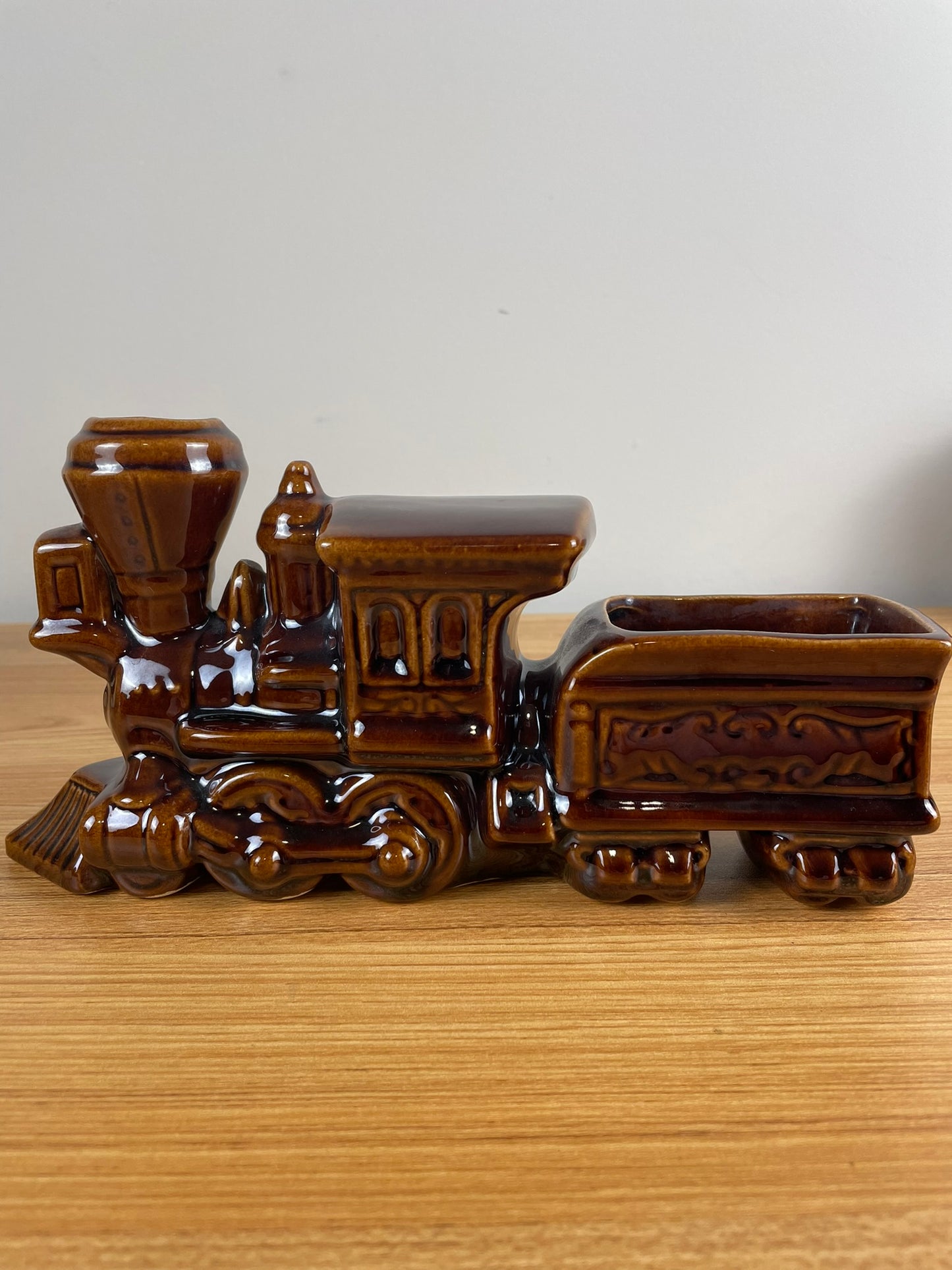 McCoy Art Pottery Vintage Train/Locomotive Planter, Brown Glaze 10" Long