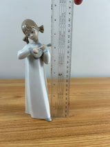 Lladro GIRL WITH GUITAR - Glazed Porcelain - Handmade in Spain - 8" - #4871