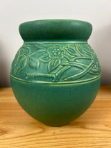 Weller Pottery Breton Pattern Vase Matte Green Glaze Art Deco Trial Marking